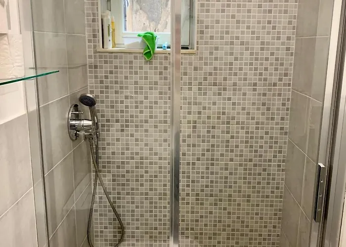 Апартаменты Guedix House