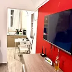 Guedix House アパート